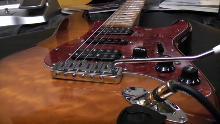 Elektrická gitara