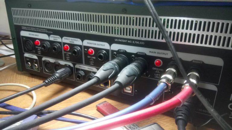 Kemper Profiler Rack – zadný panel
