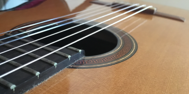 Klasická gitara – španielka